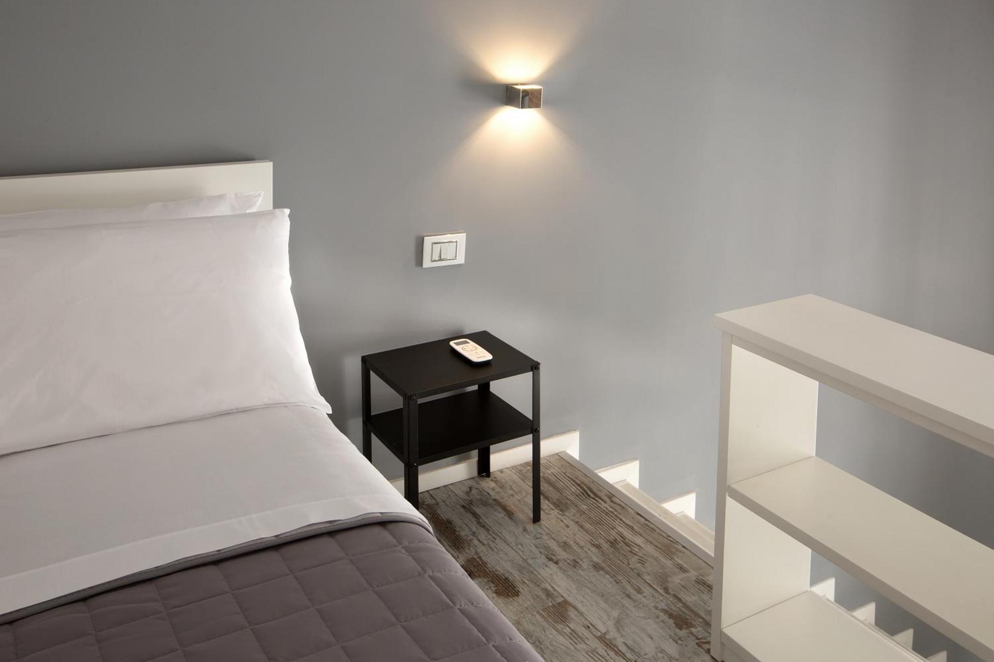 Seafront Loft * Naples